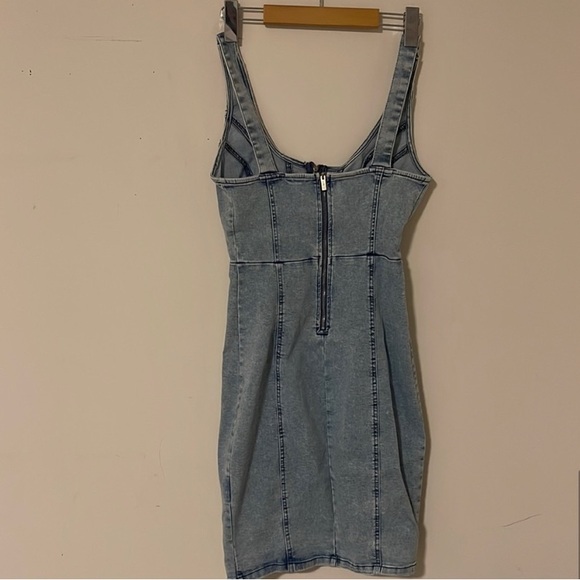 Light blue stretchy demon dress - Picture 4 of 4